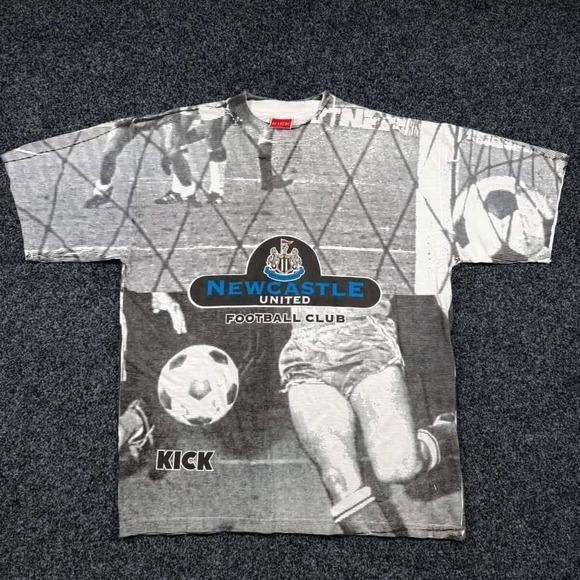 Kick Other - Vintage 90s Kick Newcastle United Football Club All Over Print T-Shirt XL EPL